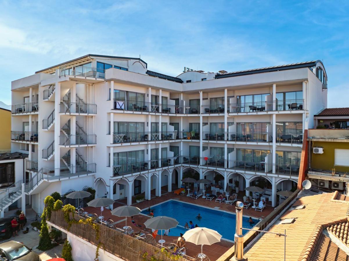 Hotel Orri Tortolì Kültér fotó
