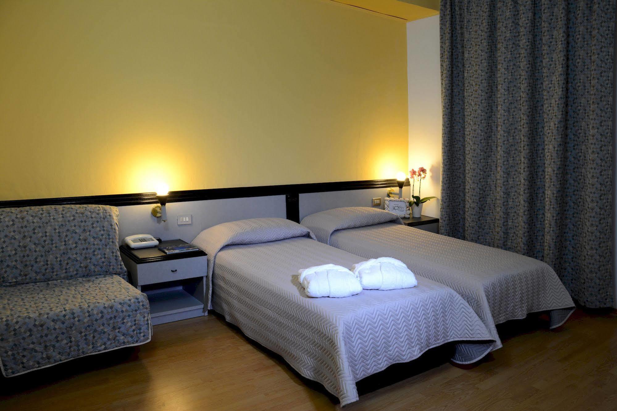 Hotel Orri Tortolì Kültér fotó