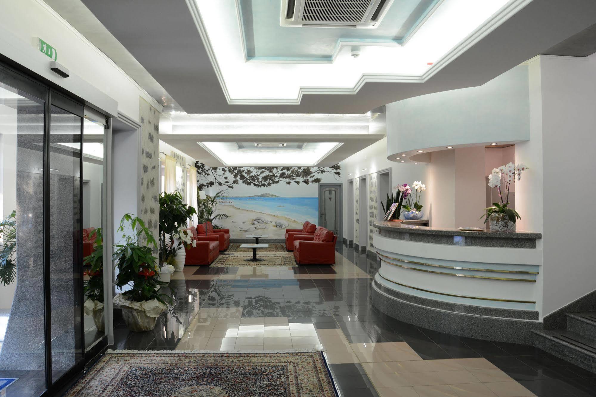 Hotel Orri Tortolì Kültér fotó