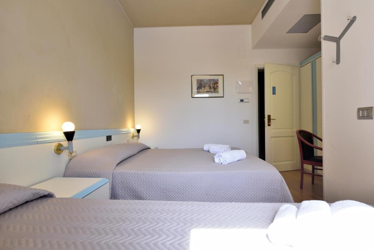 Hotel Orri Tortolì Kültér fotó