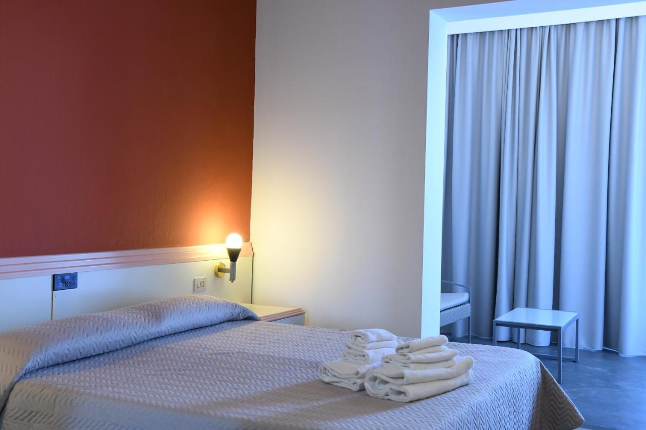 Hotel Orri Tortolì Kültér fotó